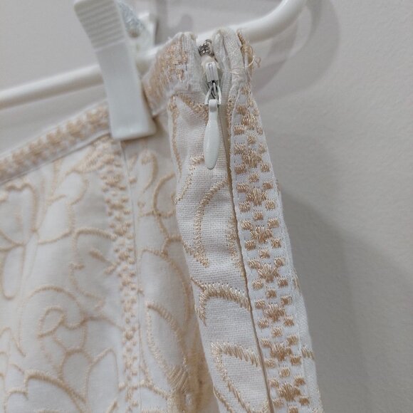 Nygård Collection A-Line Skirt Size 14P Exquisite Gold Embroidered Detail - Picture 3 of 7
